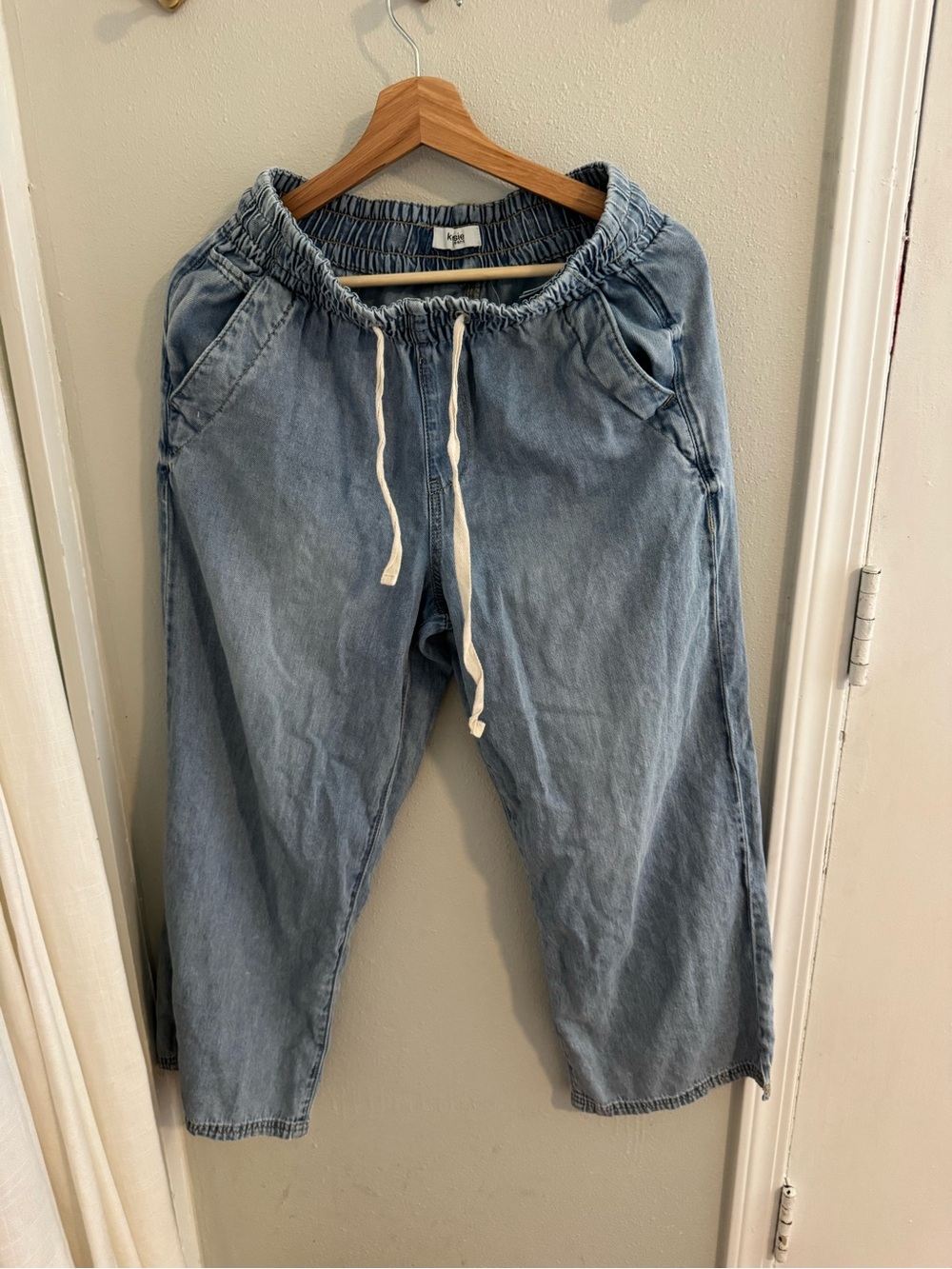 Drawstring Jeans - Picture 2 of 5